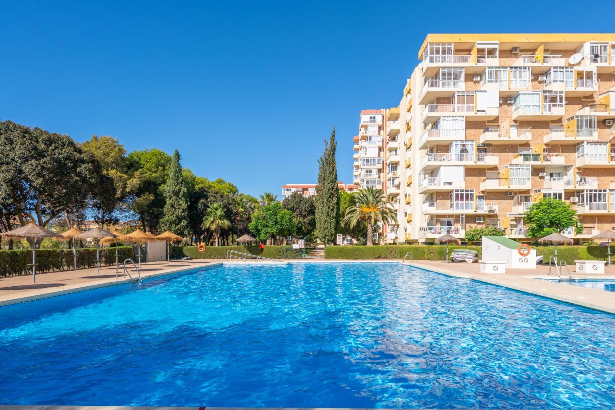 Hercules Pool & Beach Benalmadena Exterior photo